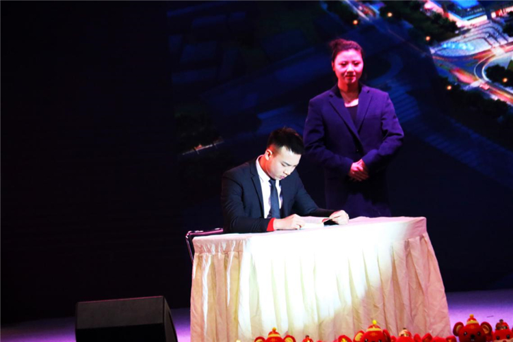 東辰商管公司 情景劇 《東辰商業(yè)新時(shí)代》