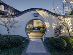 院里有風骨，更有戲骨！