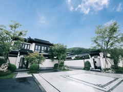 有個(gè)院子 裝滿幸福與幸運(yùn)