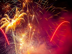 年味濃，人團(tuán)圓 Ι 東辰商管恭祝全市人民新年快樂